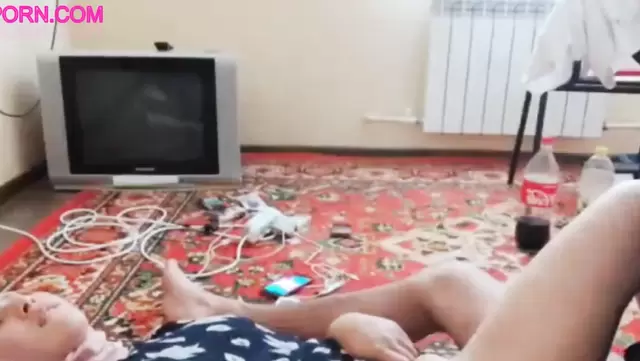 Студентка кончила на члене узбека